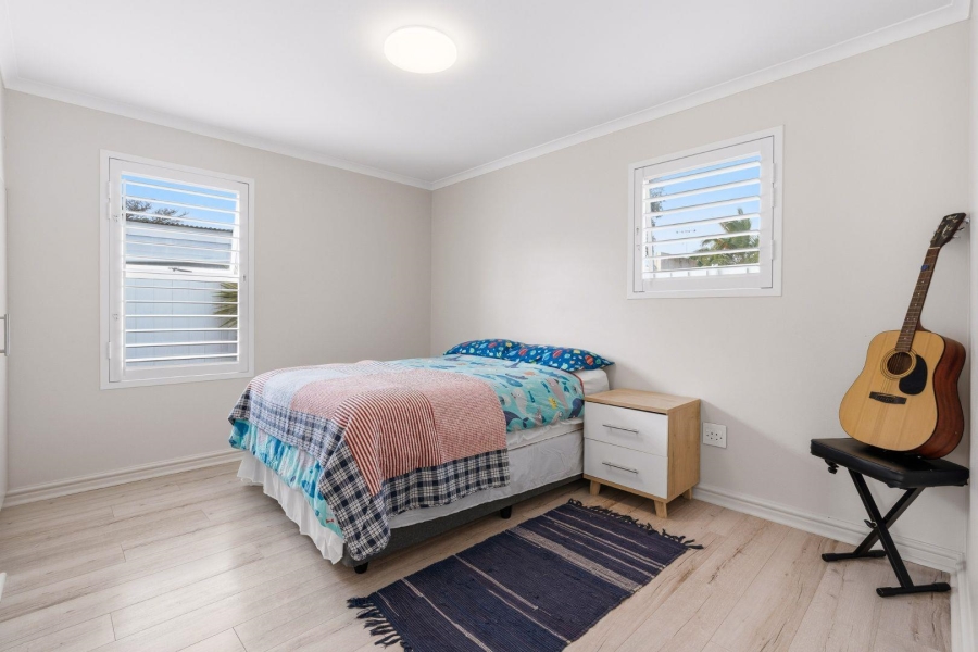 To Let 3 Bedroom Property for Rent in Royal Ascot Western Cape